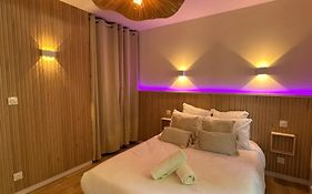 Studio MBS 2- Cosy, Tramway, Wifi, Parking, Equipé